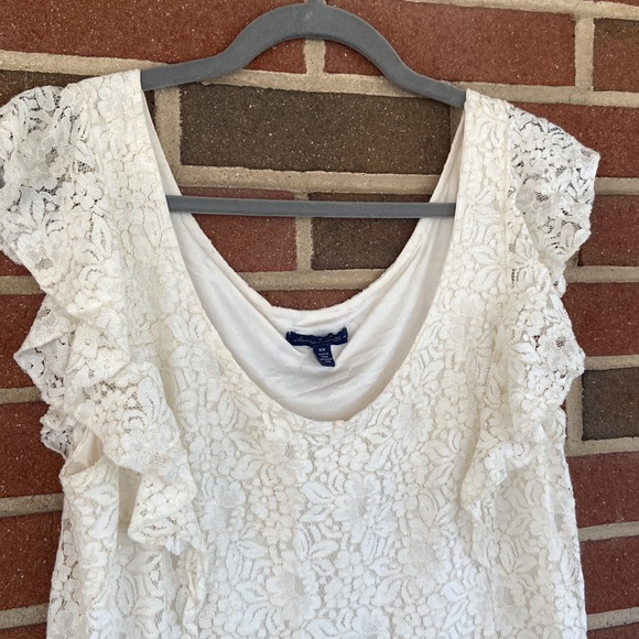 AE Lace Shift Dress - Picture 8 of 14